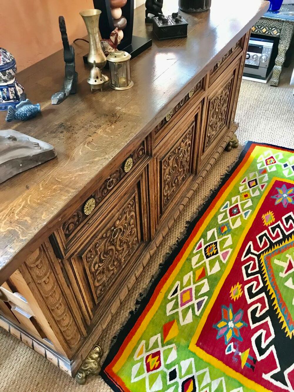 Buffet bas style renaissance Espagnole Meubles