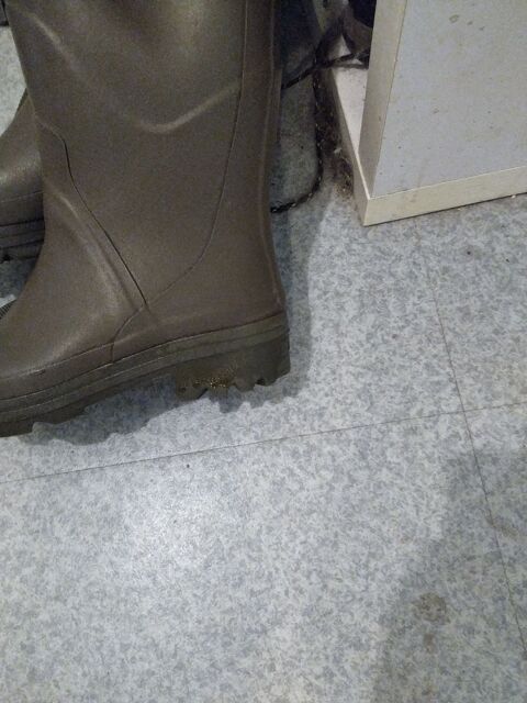 bottes Aigle Chambord valeur neuve 90 . 50 Clry-Saint-Andr (45)