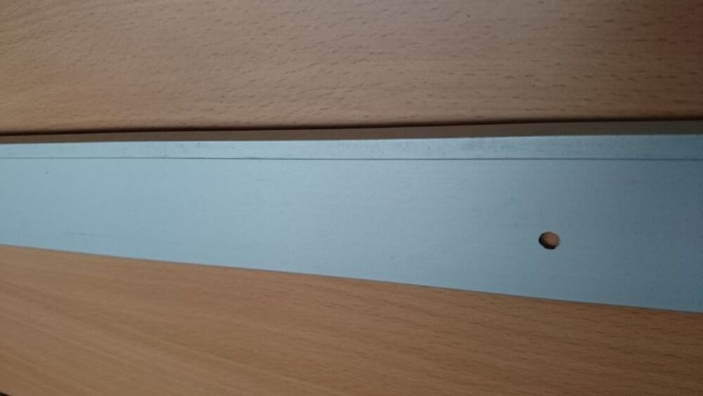 DINAC NEZ DE MARCHE A VISSER ALU ANTIDERAPANT STRIEE (3.00M) Bricolage