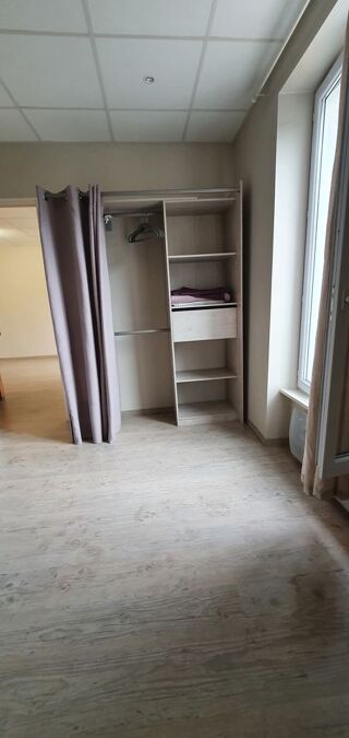  Appartement à louer 2 pièces 40 m²
