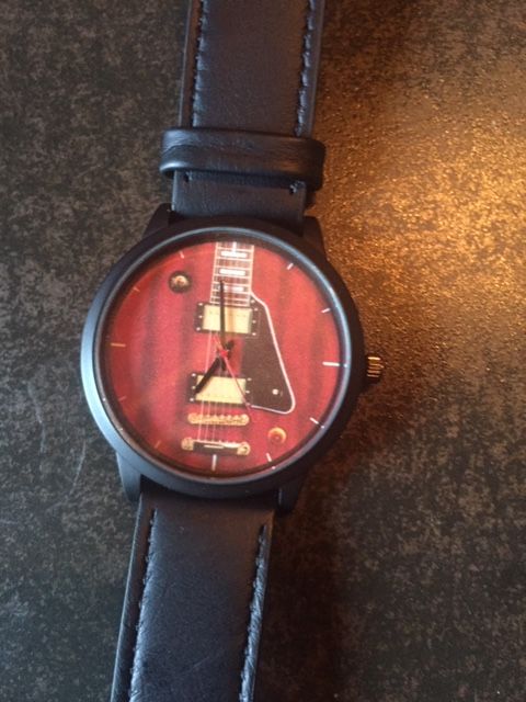 Montre homme occasion a vendre sale