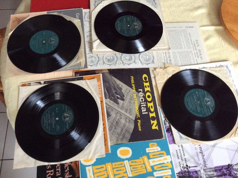 Disques vinyles musique classique 22 disques formats divers CD et vinyles
