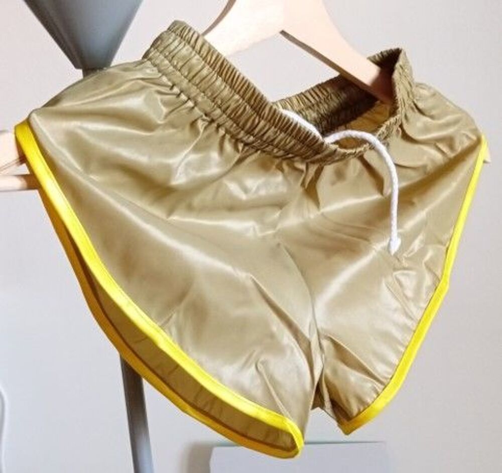 Short Vintage Nylon Polyamide Beige/jaune Taille S 40 Vêtements