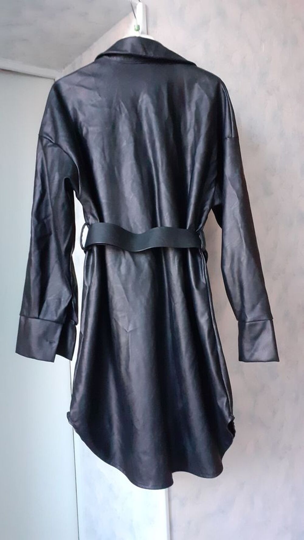 Chemise longue en cuir T40 Vêtements