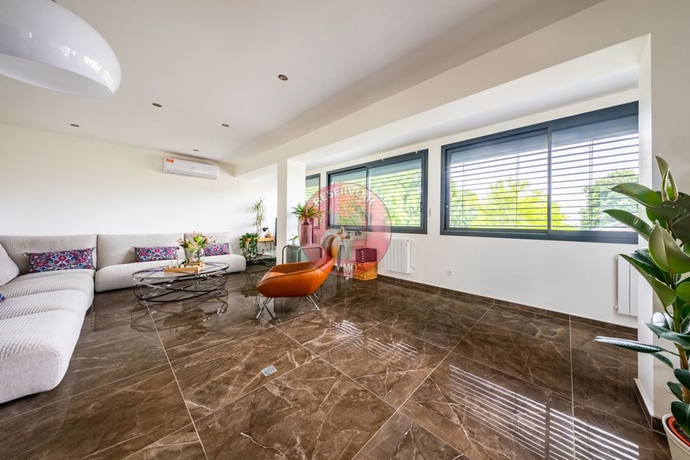 vente Maison - 6 pièce(s) - 161 m² Dijon (21000)