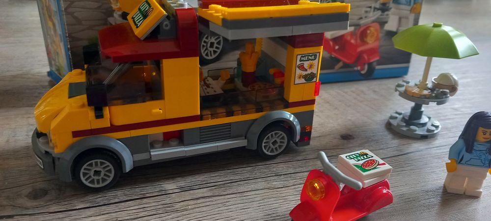 Lego - 60150 - Le Camion Pizza Jeux / jouets