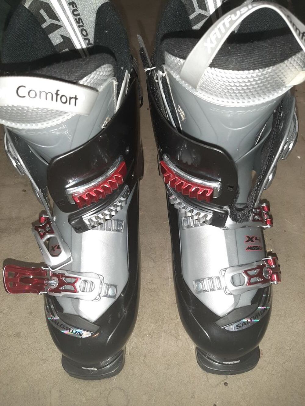 CHAUSSURES DE SKI. Sports