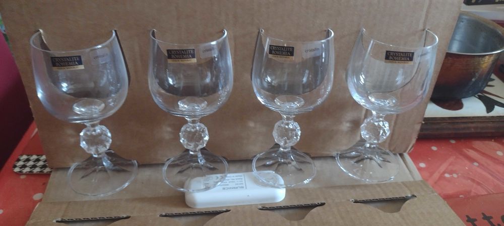 verre cristal bohemia tout neuf jamais utilis&eacute; dans leur emballage d'origine 