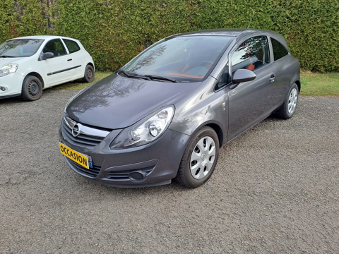 Opel corsa 1.2 - 85 ch Twinport Color Edition