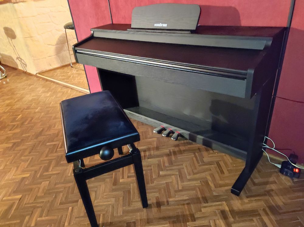 Piano num&eacute;rique woodbrass DP 2 sous garantie et son tabouret Instruments de musique