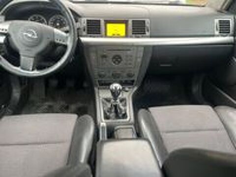 Vectra 2.2 DTI El&eacute;gance 2004 occasion 95400 Villiers-le-Bel