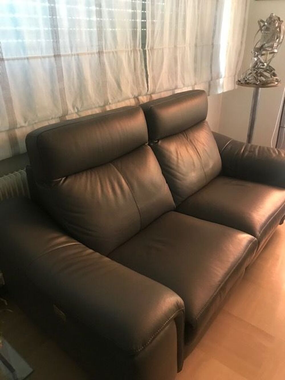 Canap&eacute; cuir 2 places Poltron et Sofa Meubles