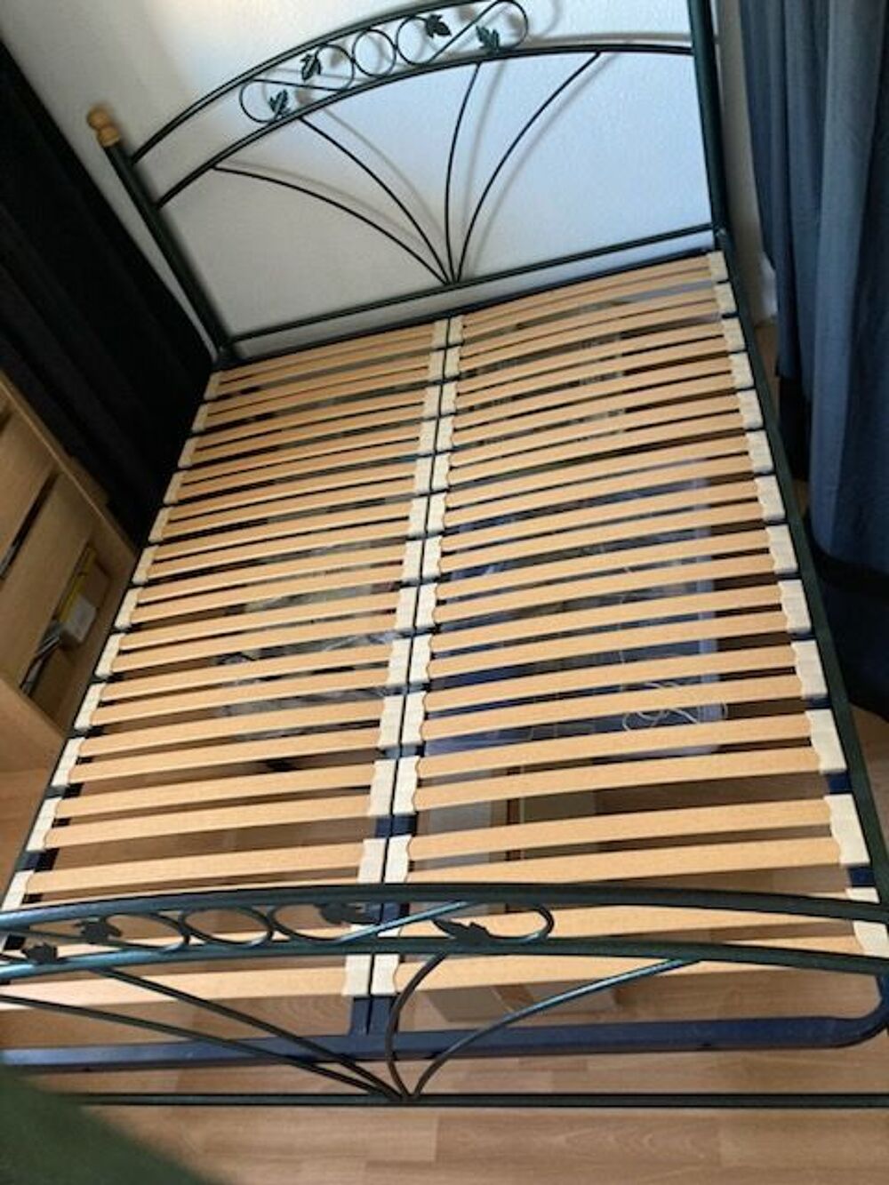 lit fer forger 140 cm x. 190 cm Meubles