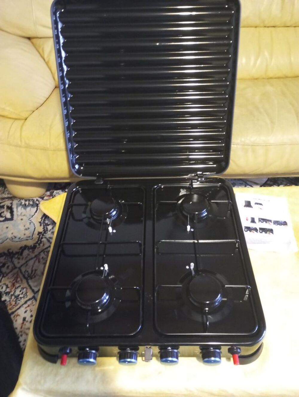 R&eacute;chaud gaz portable 4 feux Electroménager