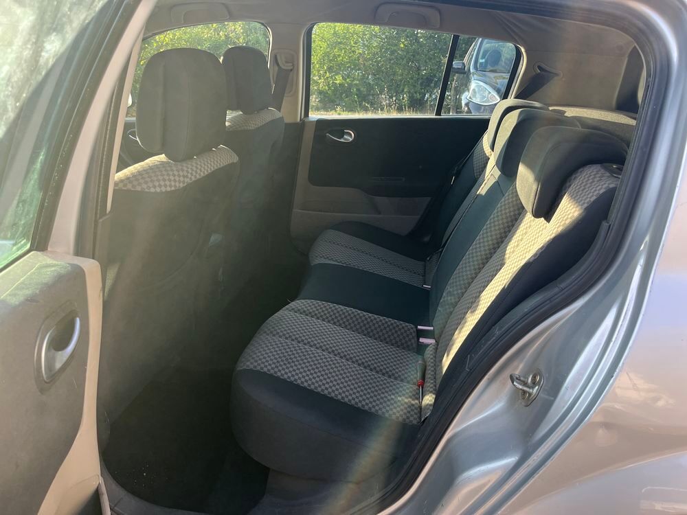 M&eacute;gane II M&eacute;gane 1.9 dCi 120 Pack Authentique 2005 occasion 33530 Bassens