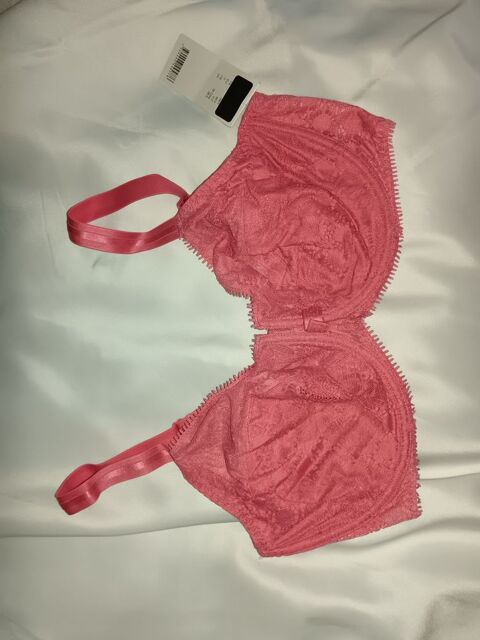 Soutien gorge chantelle taille 100F 33 Marseille 14 (13)