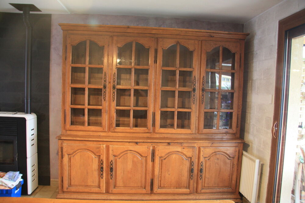 Buffet avec vitrine en bois massif Meubles