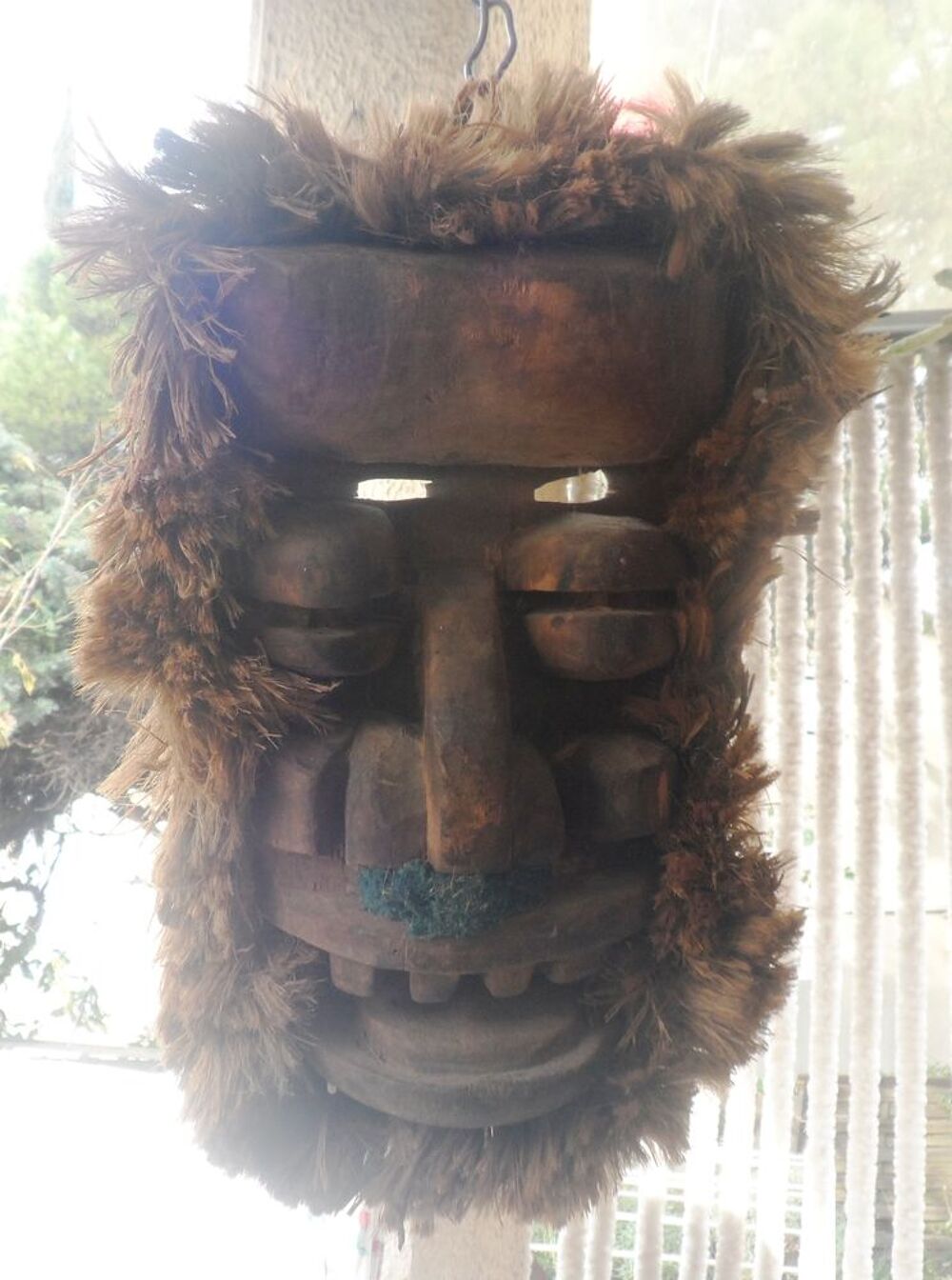 Masque Africain ramen&eacute; du Gabon il y a environ 45 ans
Décoration