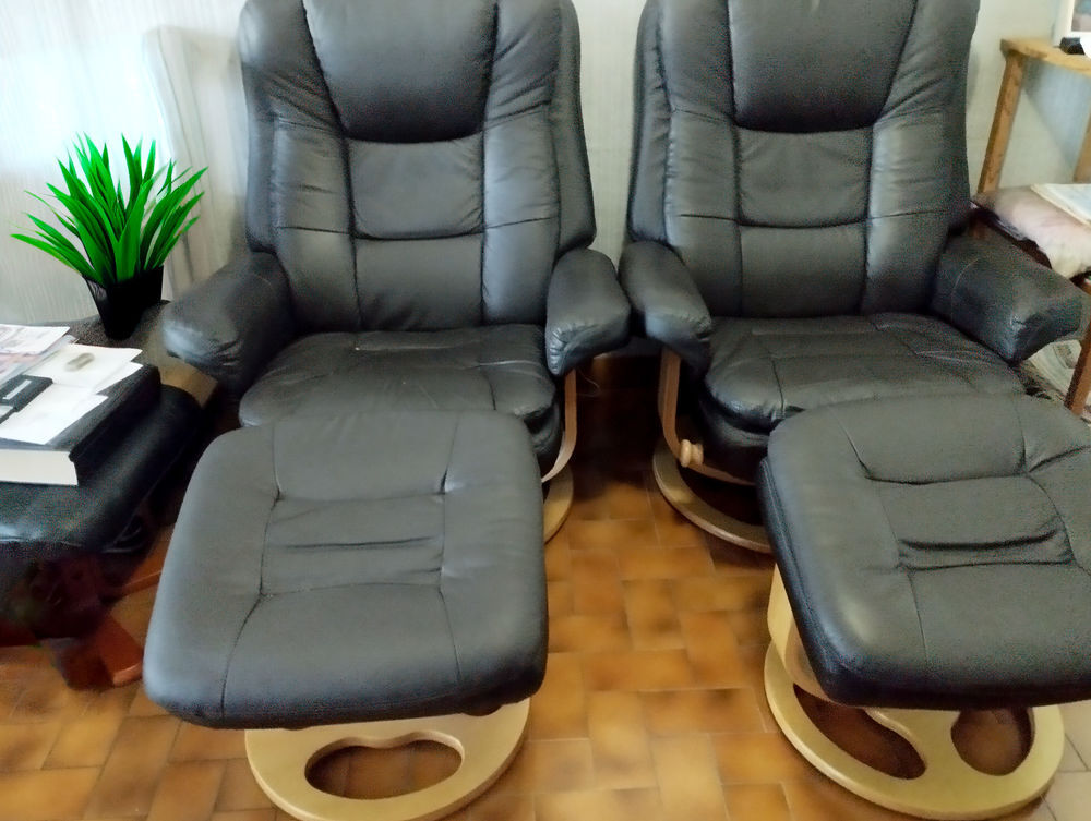 FAUTEUILS DE RELAXATION AVEC REPOSE PIEDS Meubles