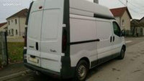Trafic DCI L2 H2 2005 occasion 10000 Troyes