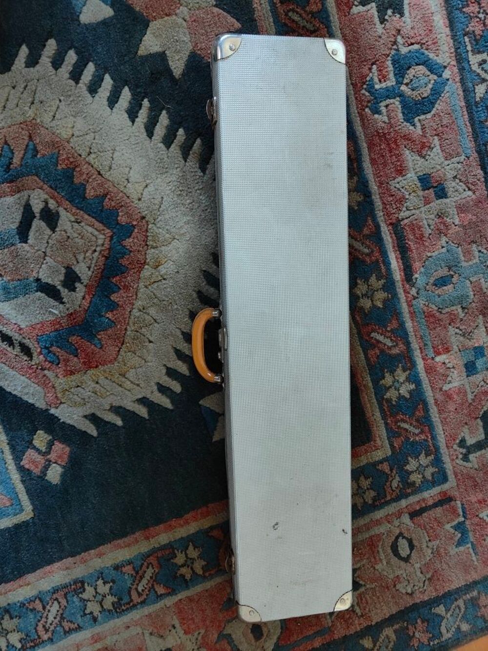 Longue mallette &eacute;troite en alu Sports