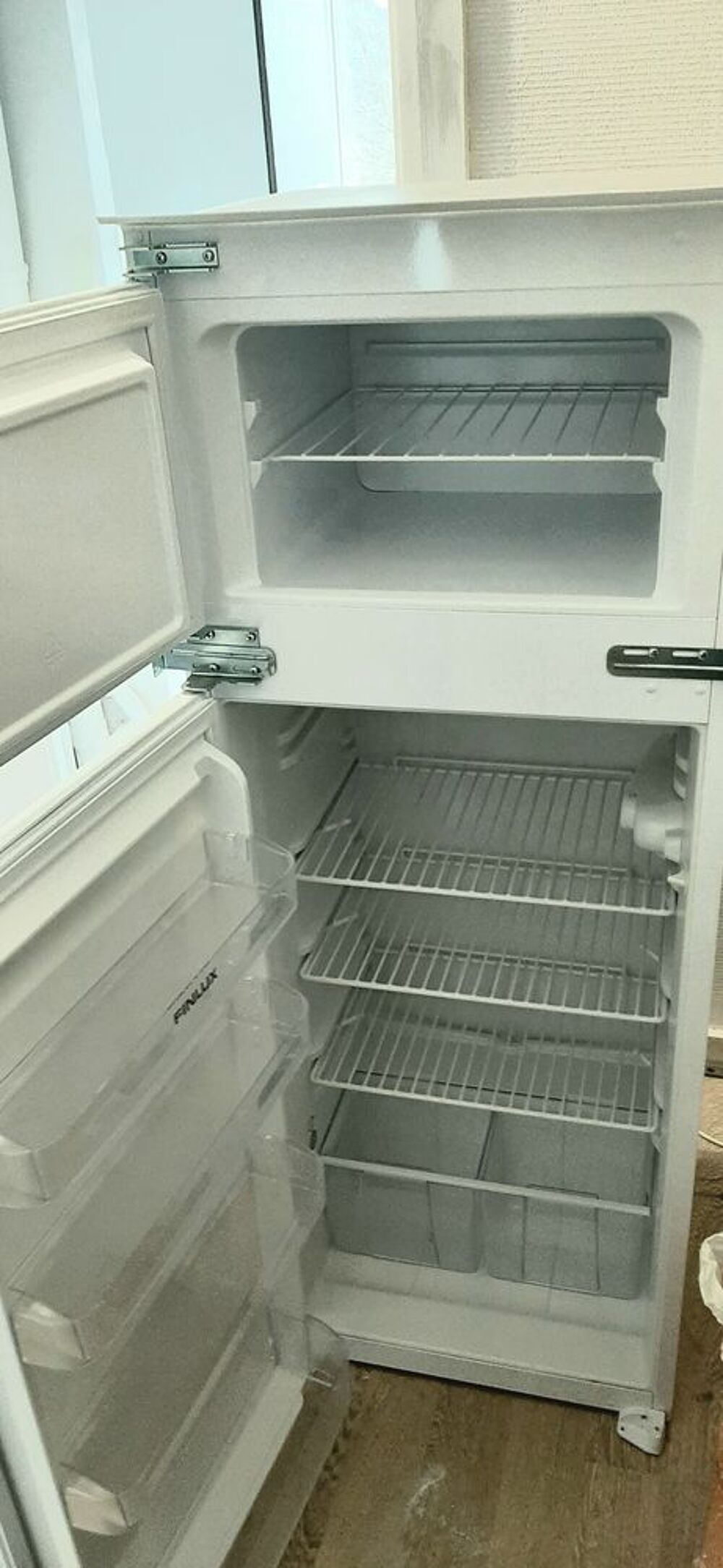 R&eacute;frig&eacute;rateur encastrable avec double porte Electroménager