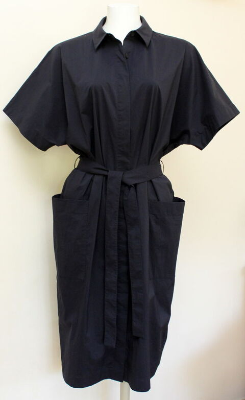 Robe marine JEAN PAUL KNOTT T.2 200 Issy-les-Moulineaux (92)