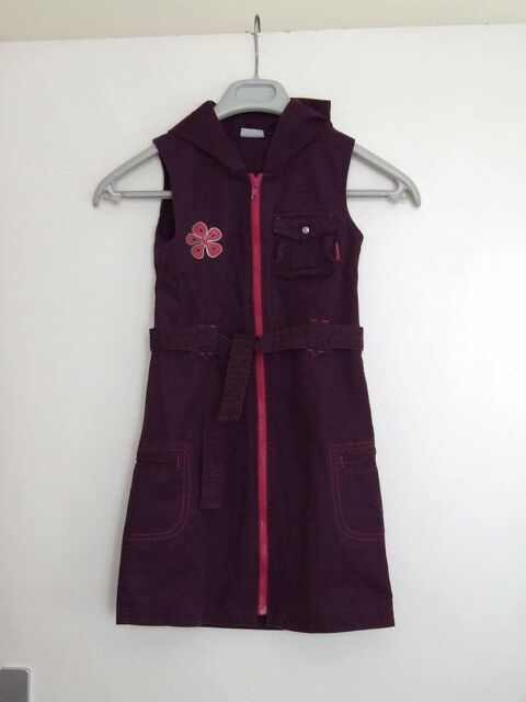 Robe sans manches � capuche, violet, 8�ans (126�cm) TBE 5 Bagnolet (93)