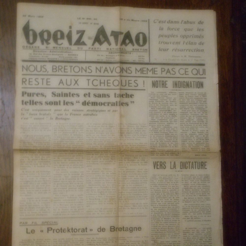 Tr&egrave;s rare num&eacute;ros du journal Breiz Atao No 325 Livres et BD