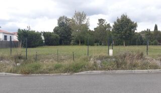 Terrain  vendre 700 m Beaupuy