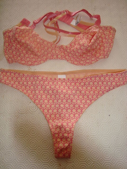Ens lingerie S.G. 90C string 38/40  NEUF 10 Saint-Genis-Laval (69)