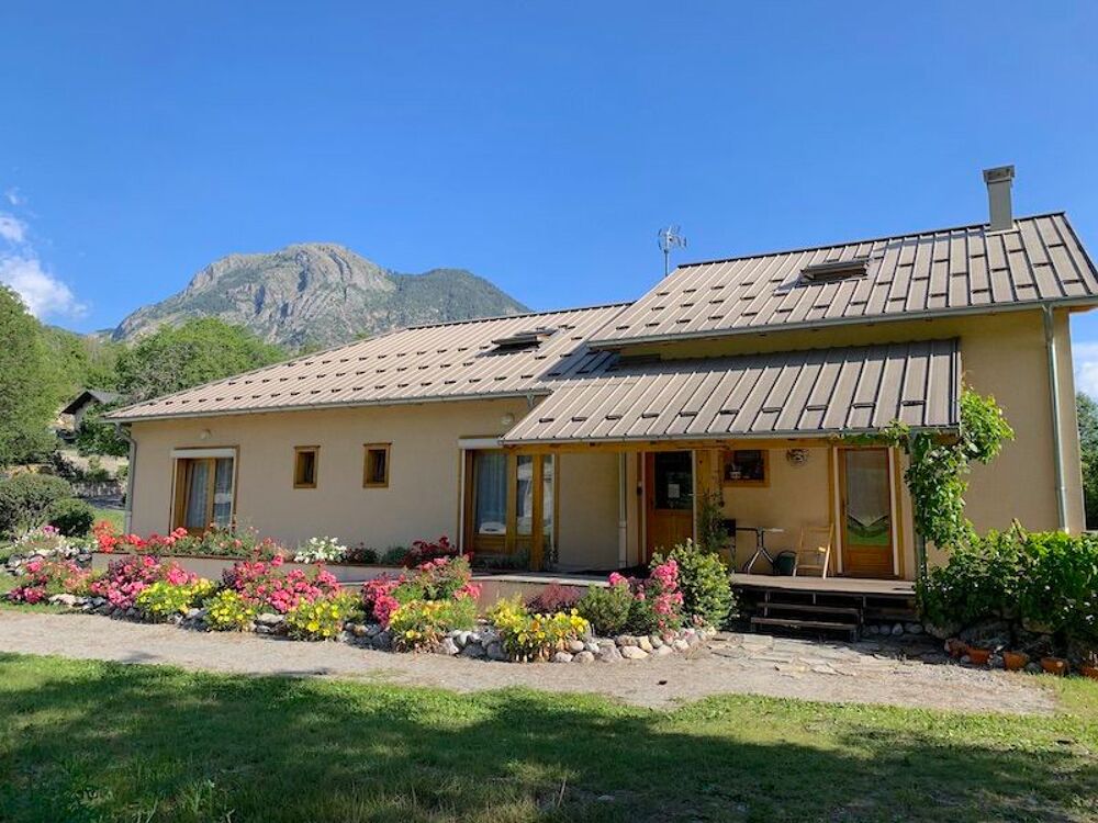 Vente Villa Chambres d'htes, Hautes-Alpes, Massif des Ecrins. L'argentire-la-besse