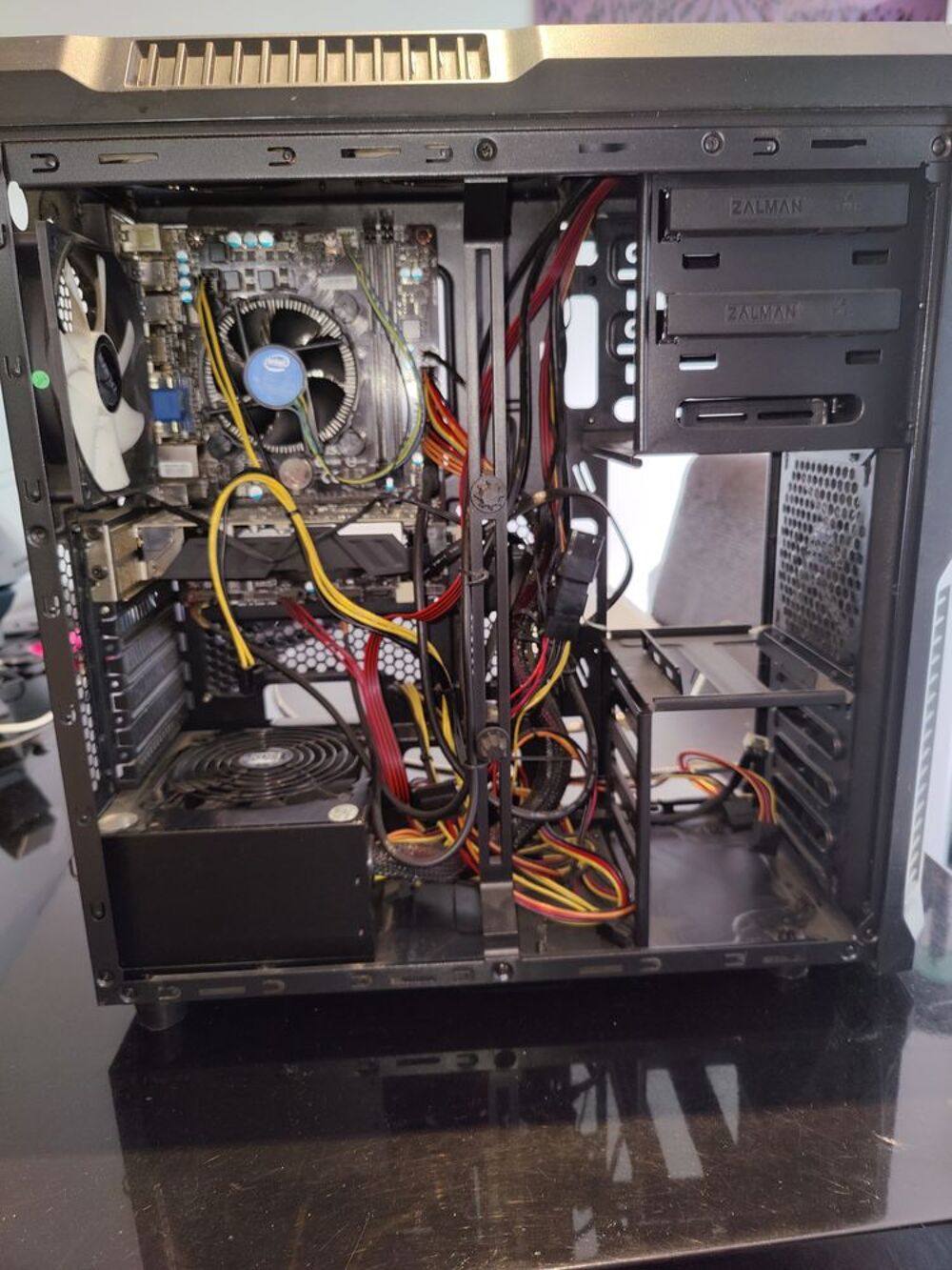 Tour PC ZALMAN Matériel informatique