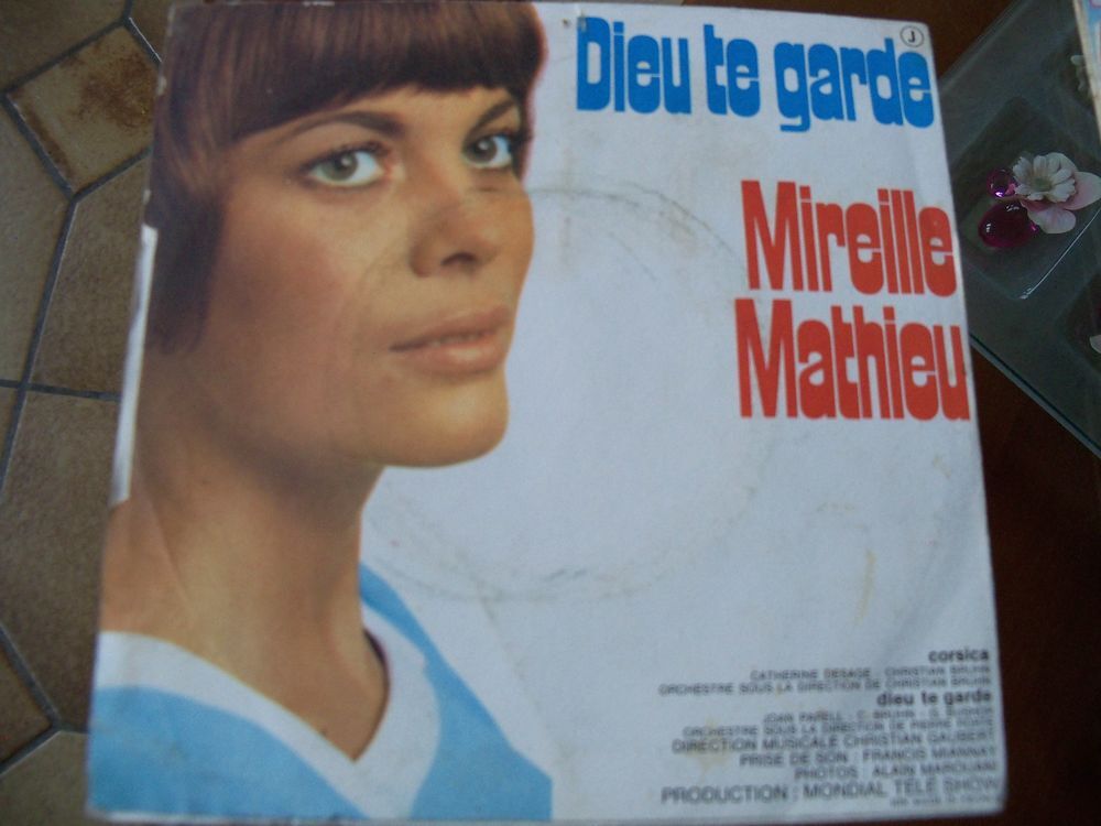 Vinyles 45t Lot 1 CD et vinyles