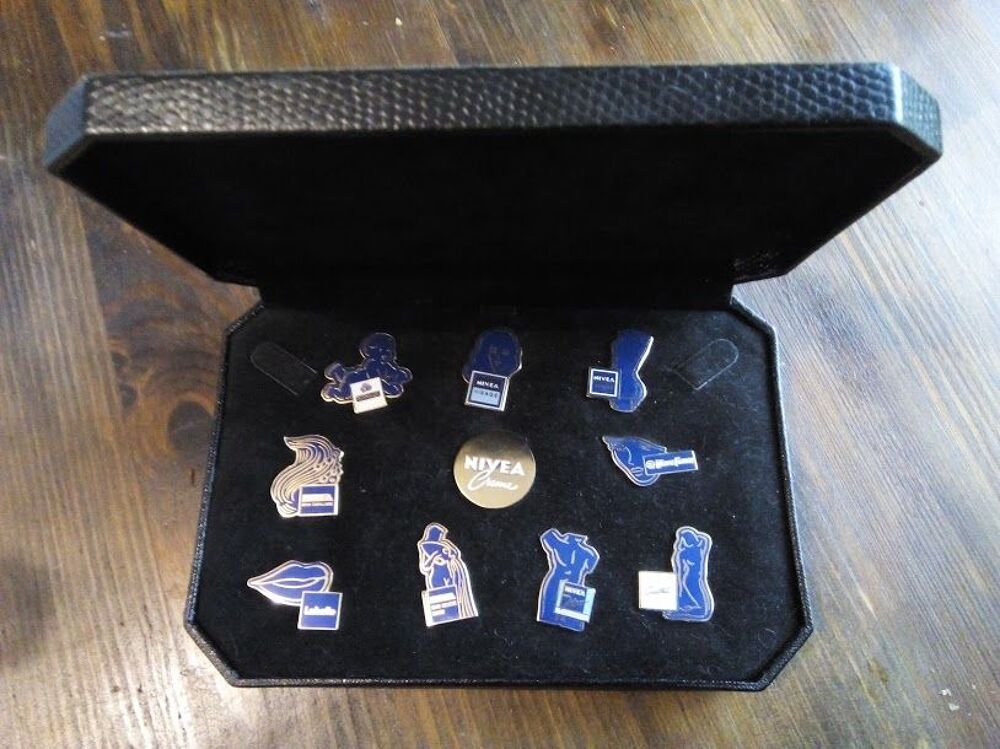 Collection rare pin's Nivea 
