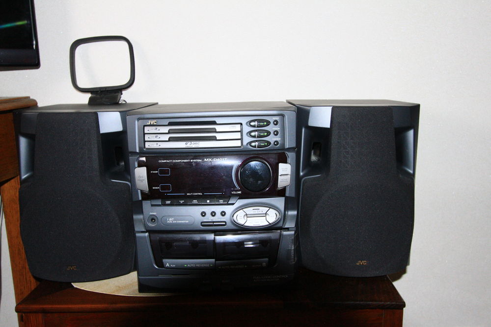 mini chaine hifi de la marque JVC Audio et hifi