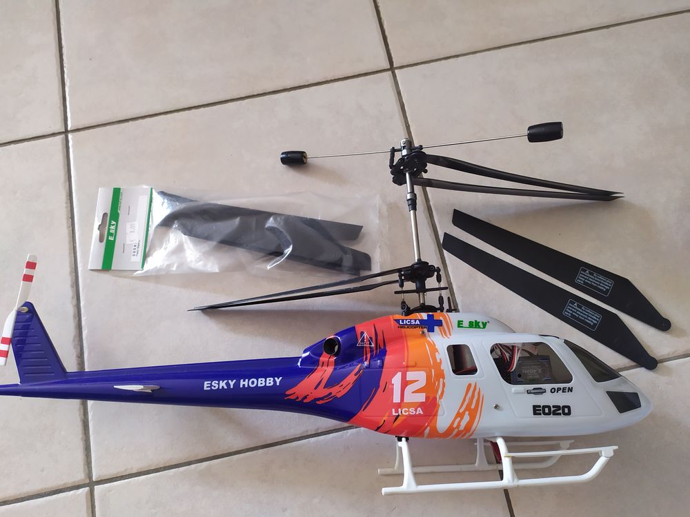 H&eacute;licopt&egrave;re radiocommand&eacute; E sky Jeux / jouets