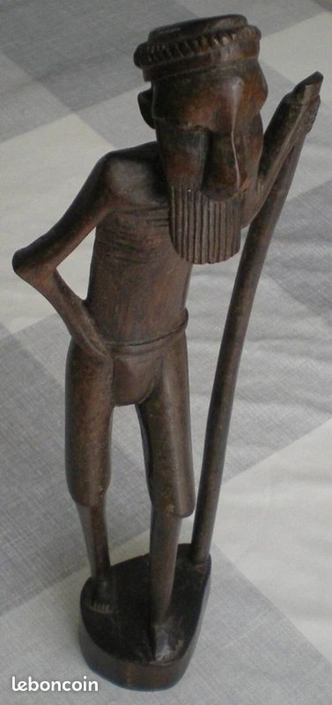 STATUETTE AFRICAINE EN BOIS D'EBENE - ART AFRICAIN Montmirail (51)