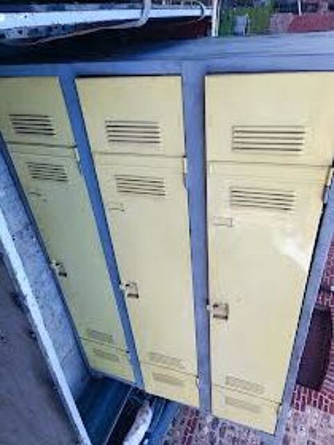 ARMOIRE MTALLIQUE INDUSTRIELLE VINTAGE 60 Saint-Jean-du-Cardonnay (76)