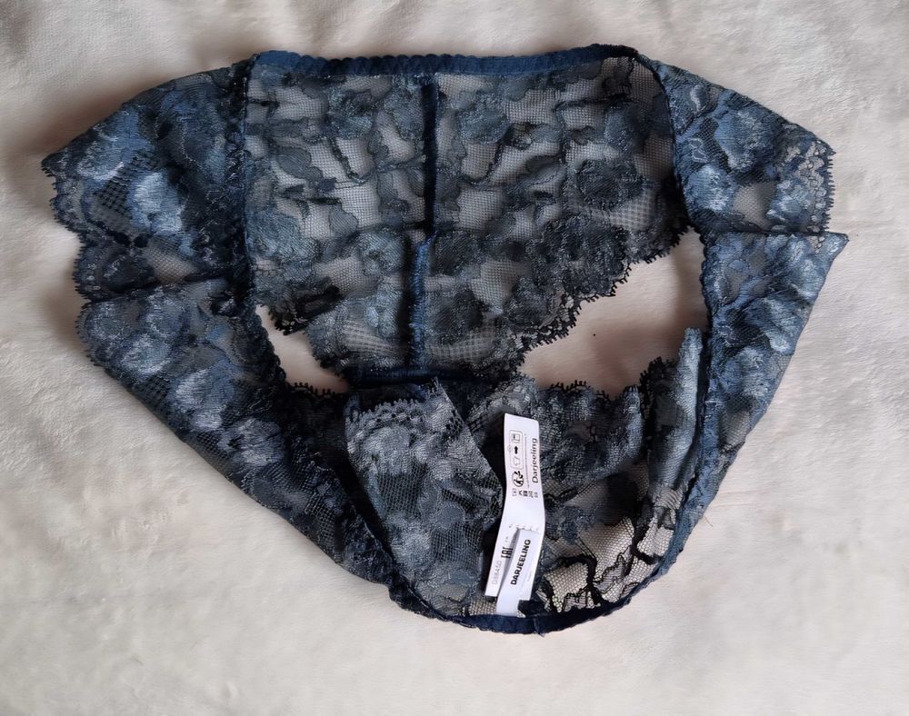 Tr&egrave;s joli tanga Darjeeling.TailleXL.42 Vêtements