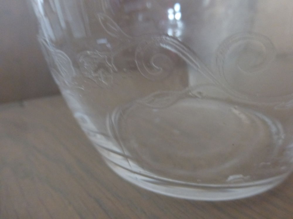 CARAFE A VIN en verre Electroménager