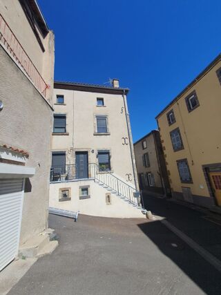 Vente Maison Maison 5 pièces de 102m2 avec garage, cave et balcon Corent