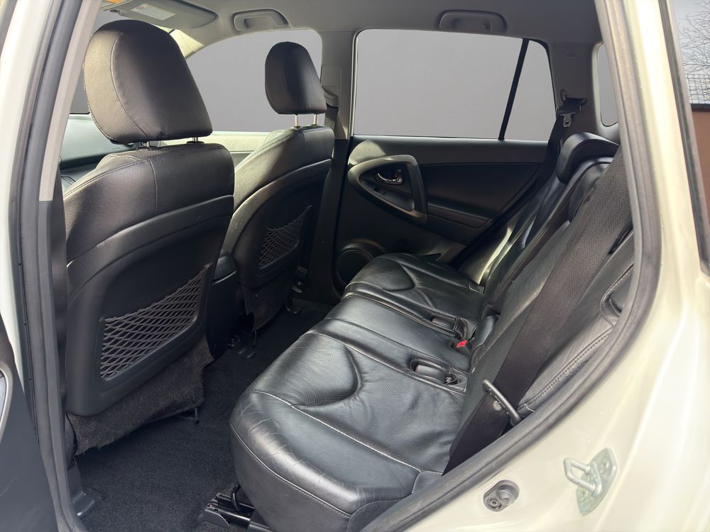 RAV 4 RAV4 150 D-CAT 4WD FAP Lounge A 2011 occasion 93390 Clichy-sous-Bois