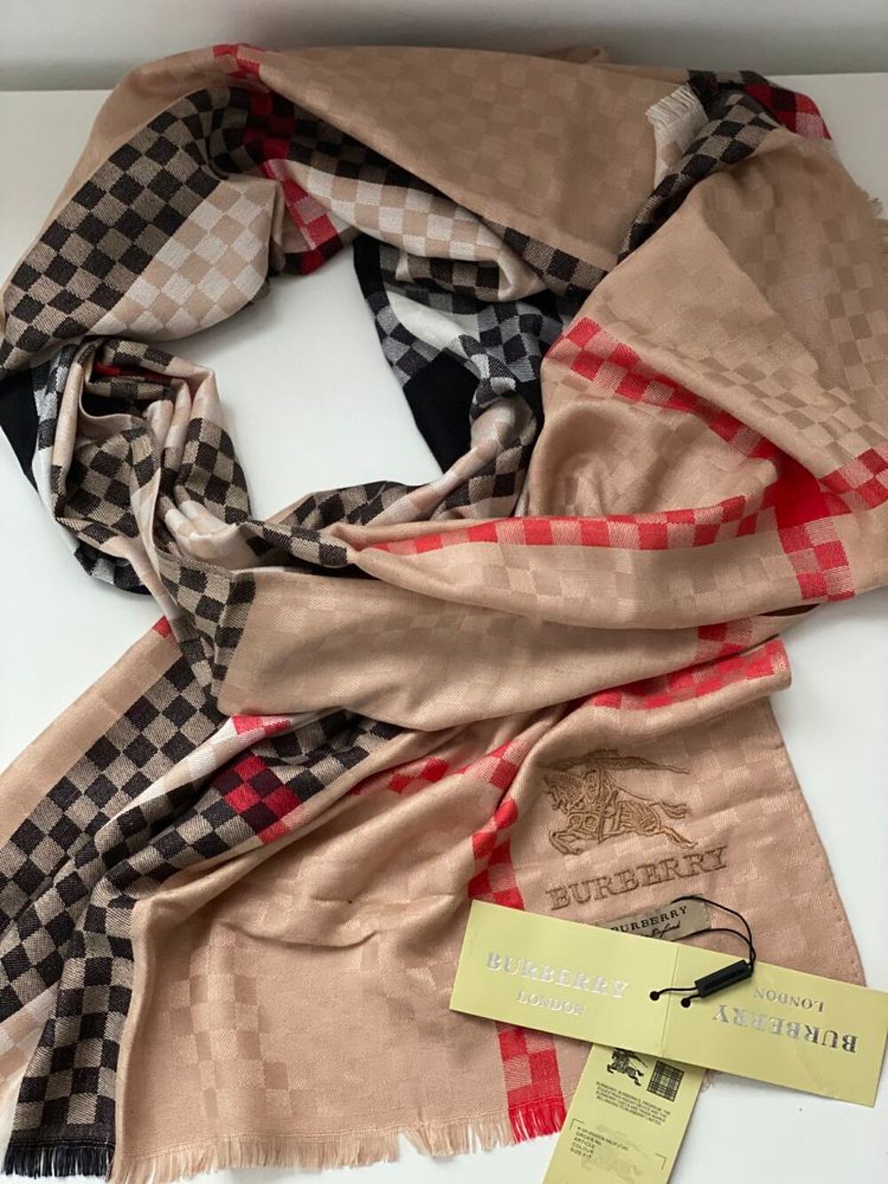 Foulard, bufanda, echarpe, pa&ntilde;uelo, bandana Maroquinerie