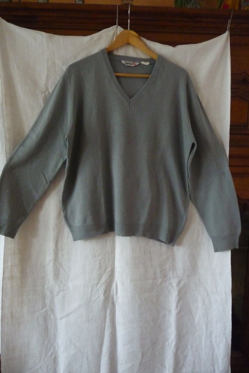 PULL GRIS HOMME T XL MARQUE "LES 3 SUISSES" Vêtements