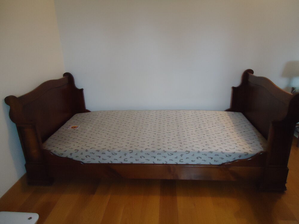 LIT EN MERISIER STYLE LOUIS PHILIPPE Meubles