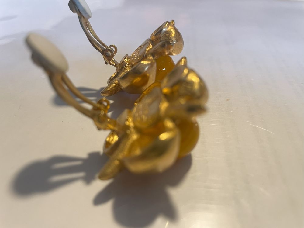 BO Clip dor&eacute;e galets croissillons + perle orange ANTIGONA Bijoux et montres
