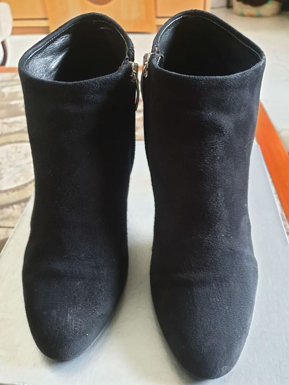 Boots EDEN en daim (cuir) noir, T 39, talon 9cm, en TBEtat Chaussures