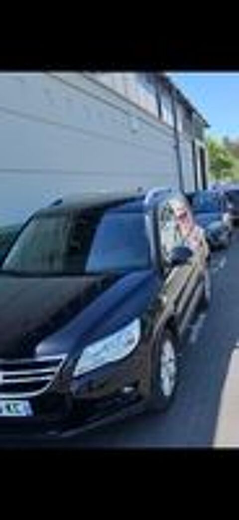Tiguan 2.0 TDI 140 FAP BlueMotion Technology Carat 2011 occasion 78000 Versailles
