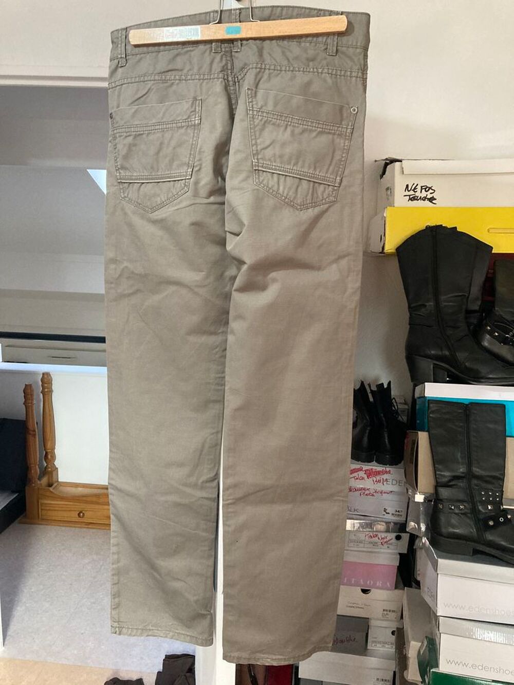 pantalon tr&egrave;s confortable Vêtements